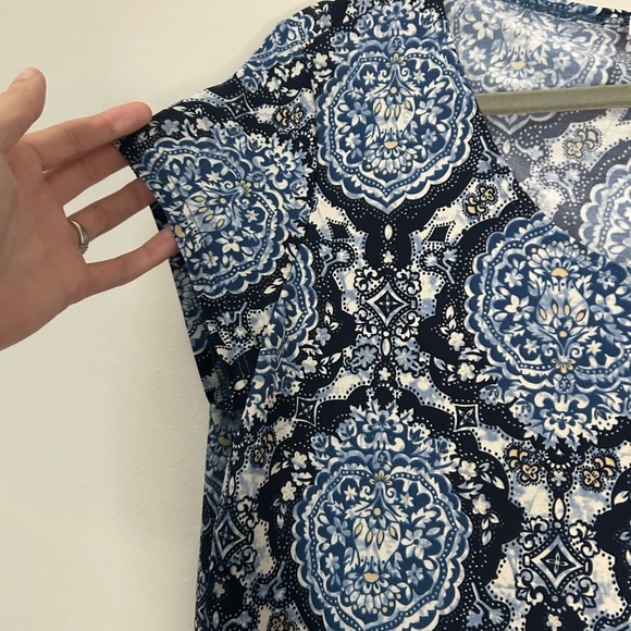 Blue Patterned Women's Top, Size L - Picture 3 of 6